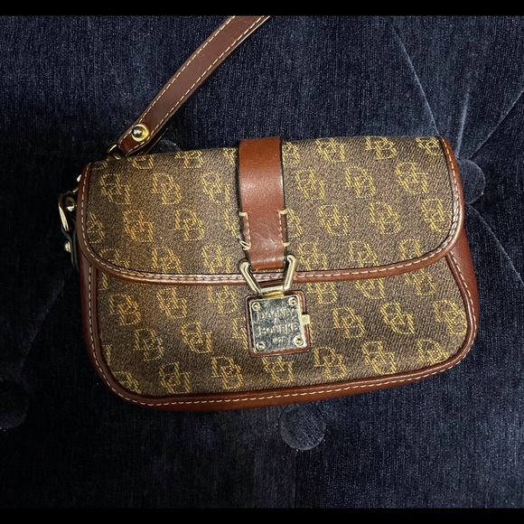 Wristlet - Picture 2 of 2